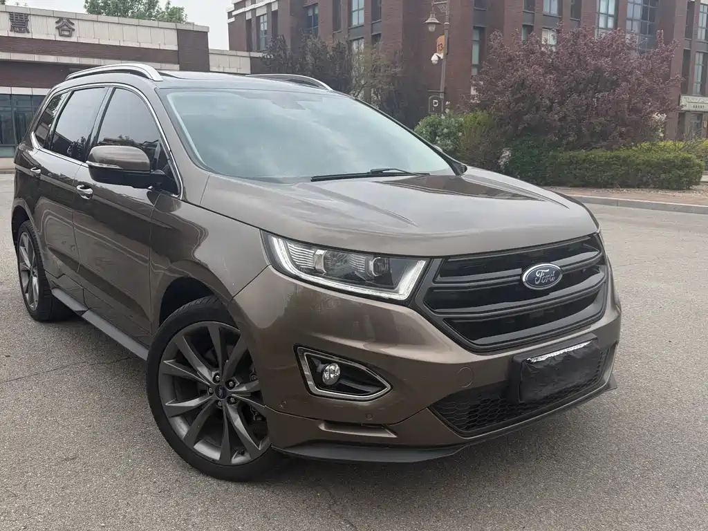 Ford Edge 2018 — фото 3