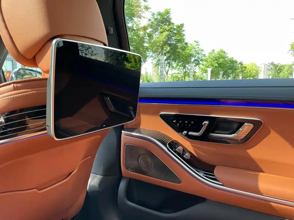Mercedes-Benz S-Class 2024 — фото 16