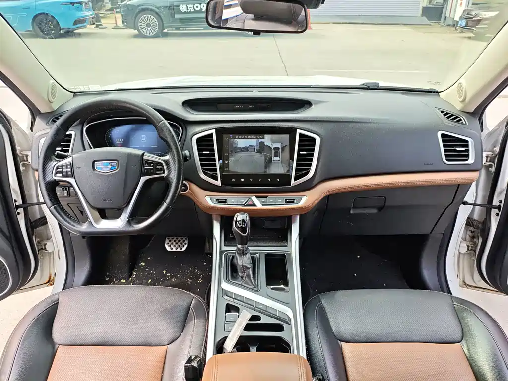 Geely Vision X6 2018 — фото 10