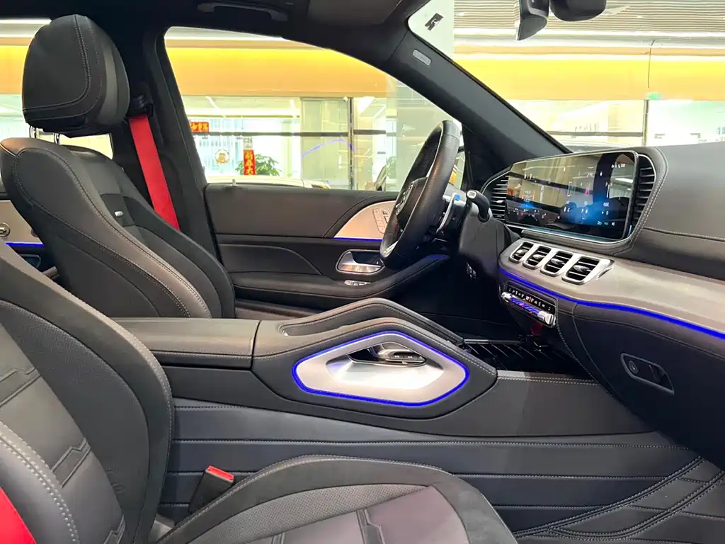 Mercedes-Benz GLE AMG 2024 — фото 8
