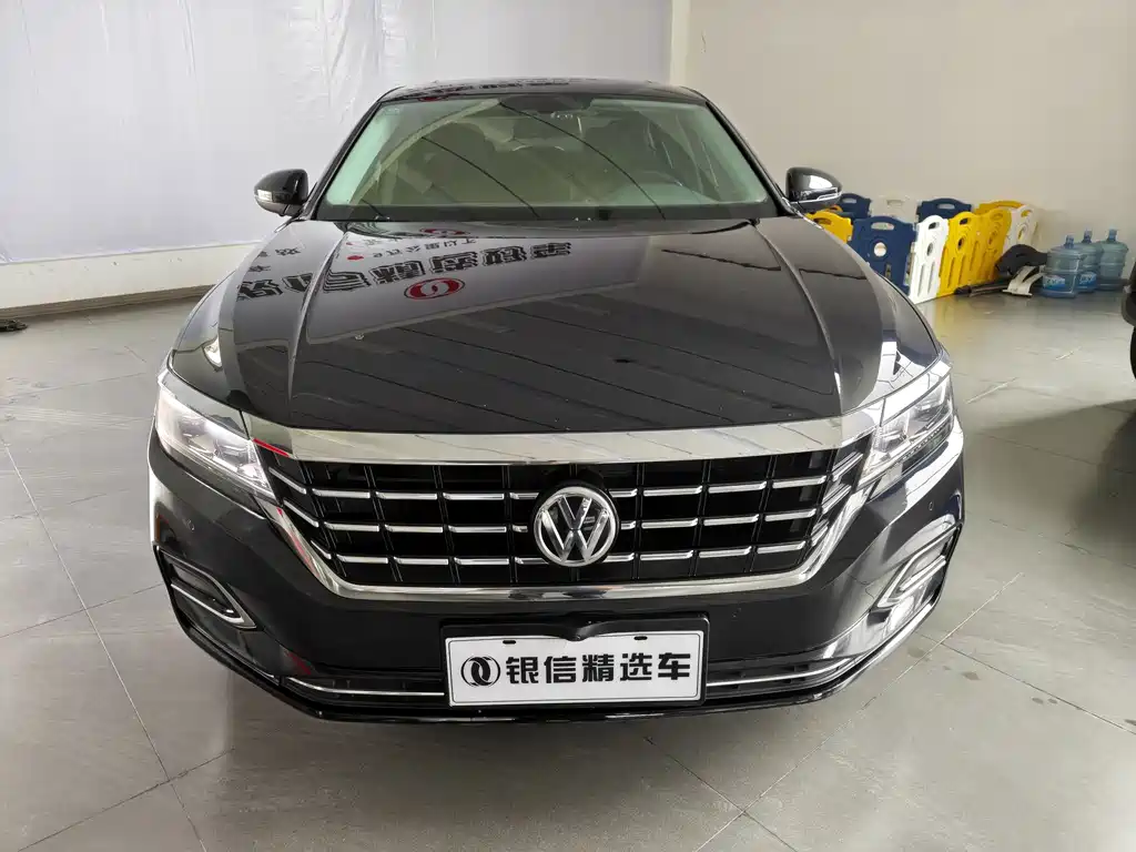 Volkswagen Passat 2020 — фото 12