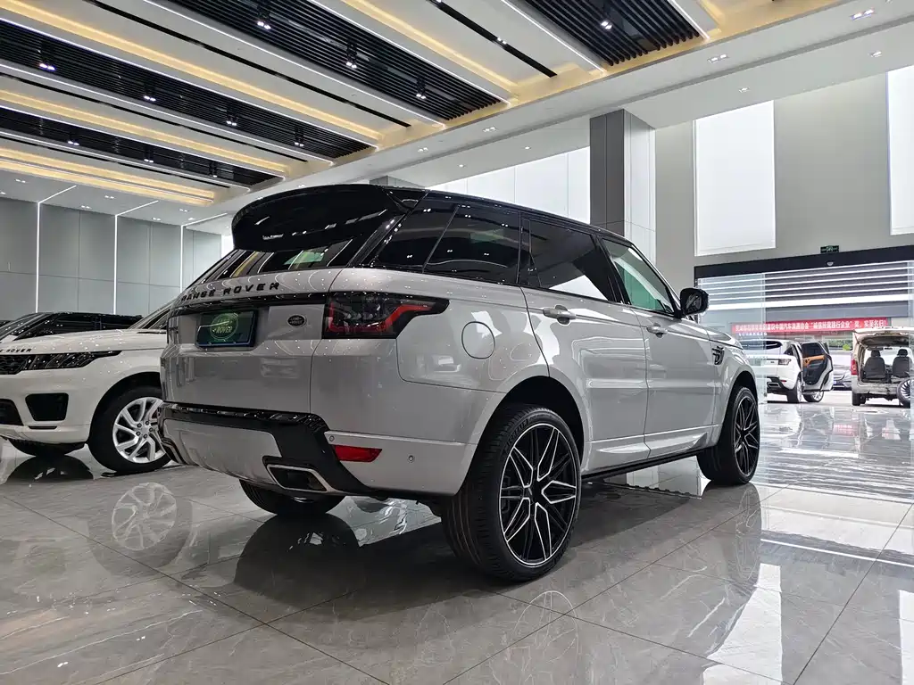 Land Rover Sport 2022 — фото 20