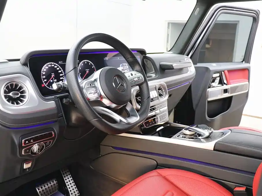 Mercedes-Benz G-Class 2023 — фото 14