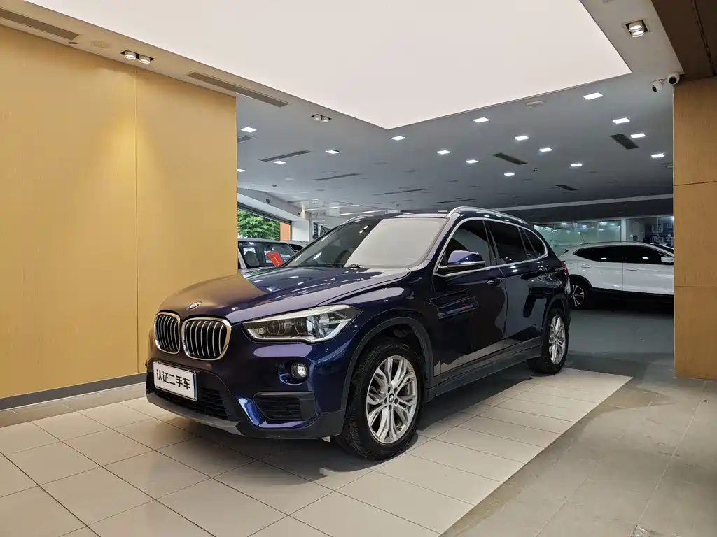 BMW X1 2019 — фото 1