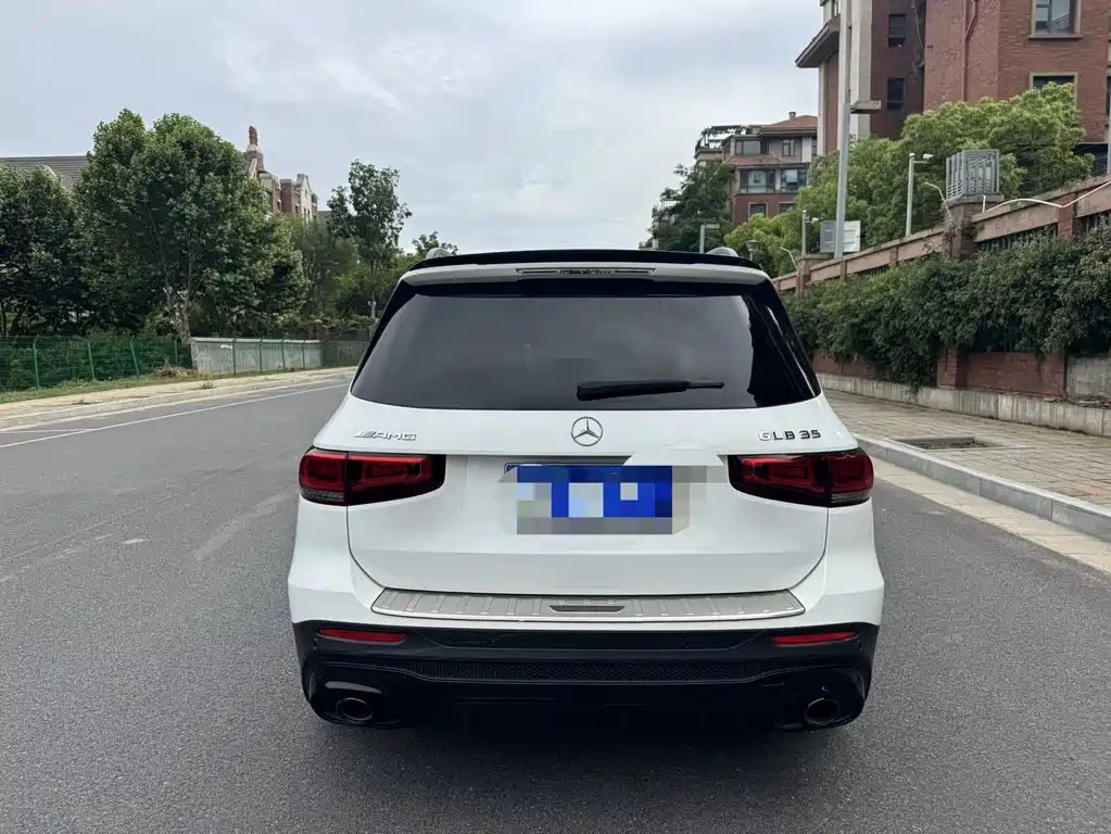 Mercedes-Benz GLB AMG 2022 — фото 8
