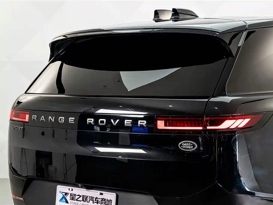 Land Rover Range Rover Sport 2025 — фото 8