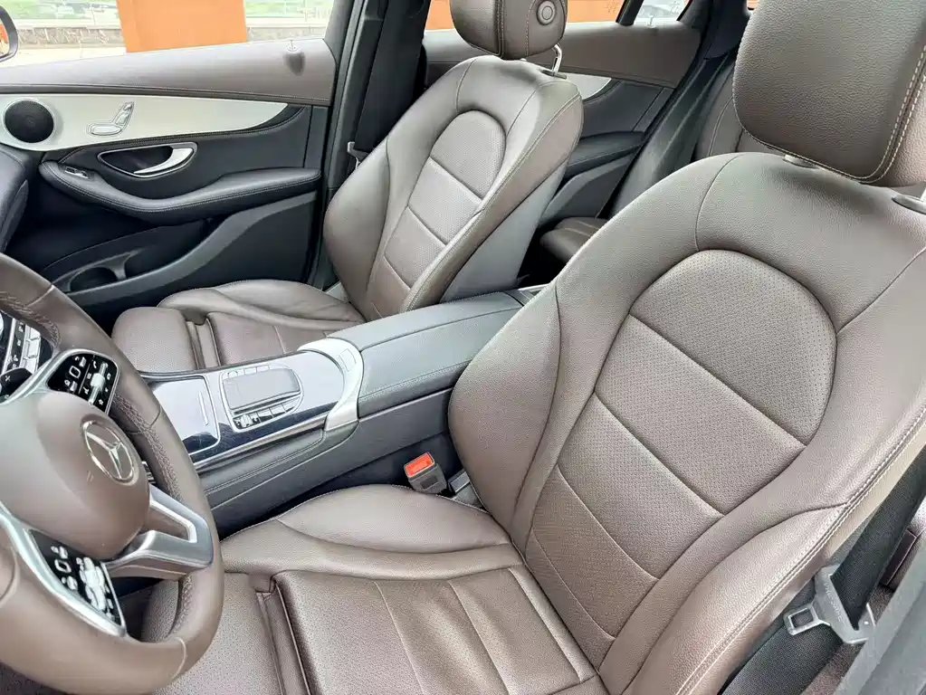Mercedes-Benz GLC 2020 — фото 20