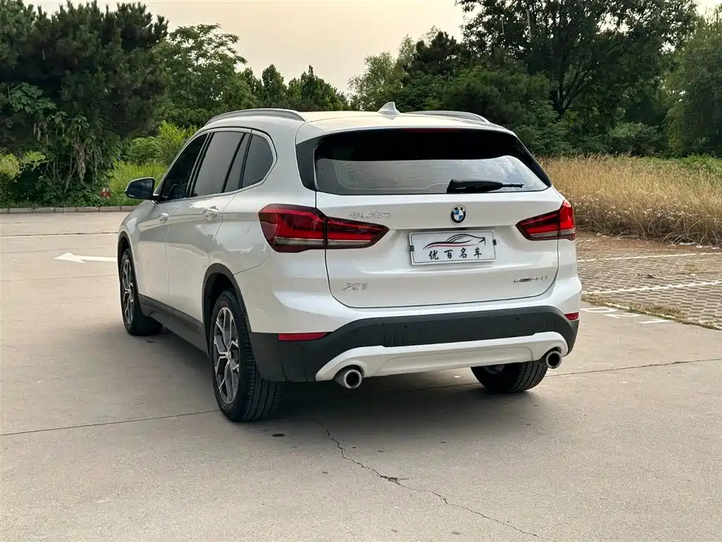 BMW X1 2022 — фото 4