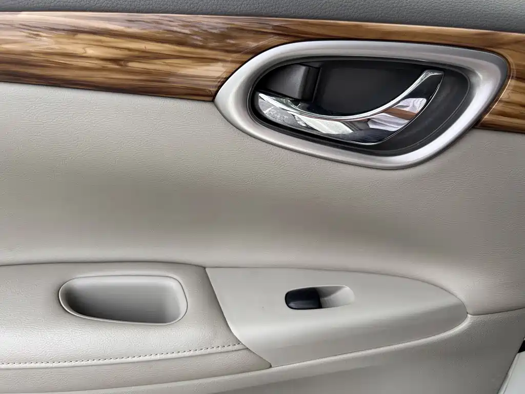 Nissan Sylphy 2015 — фото 12
