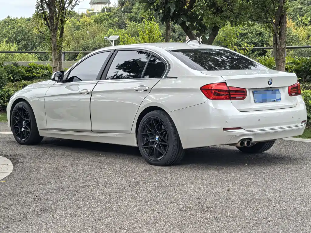 BMW 3 Series 2017