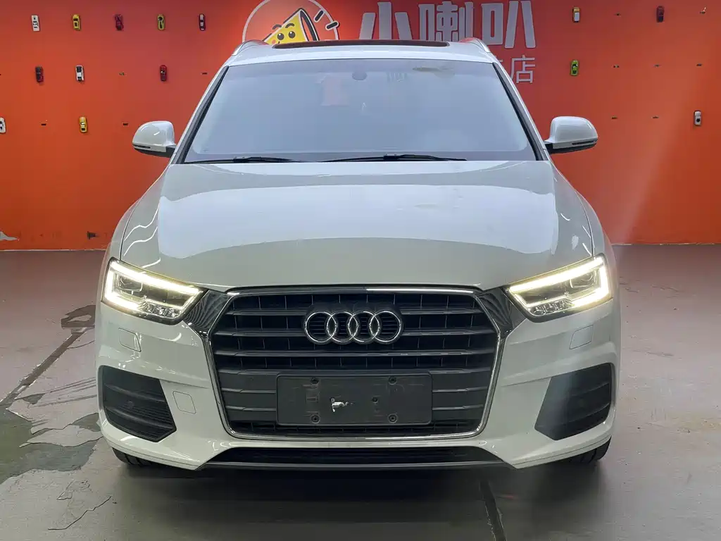 Audi Q3 2018 — фото 2