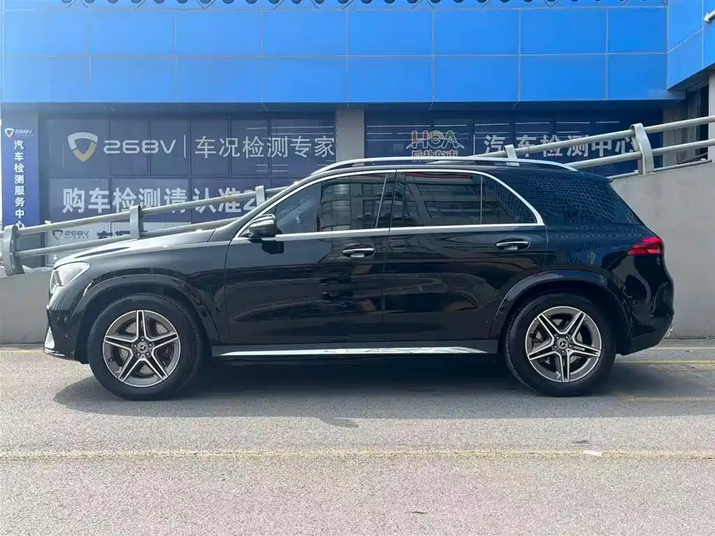 Mercedes-Benz GLE 2024 — фото 3