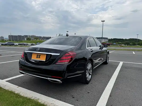 Mercedes-Benz S-Class 2020