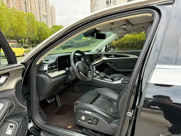 Hongqi H9 2021