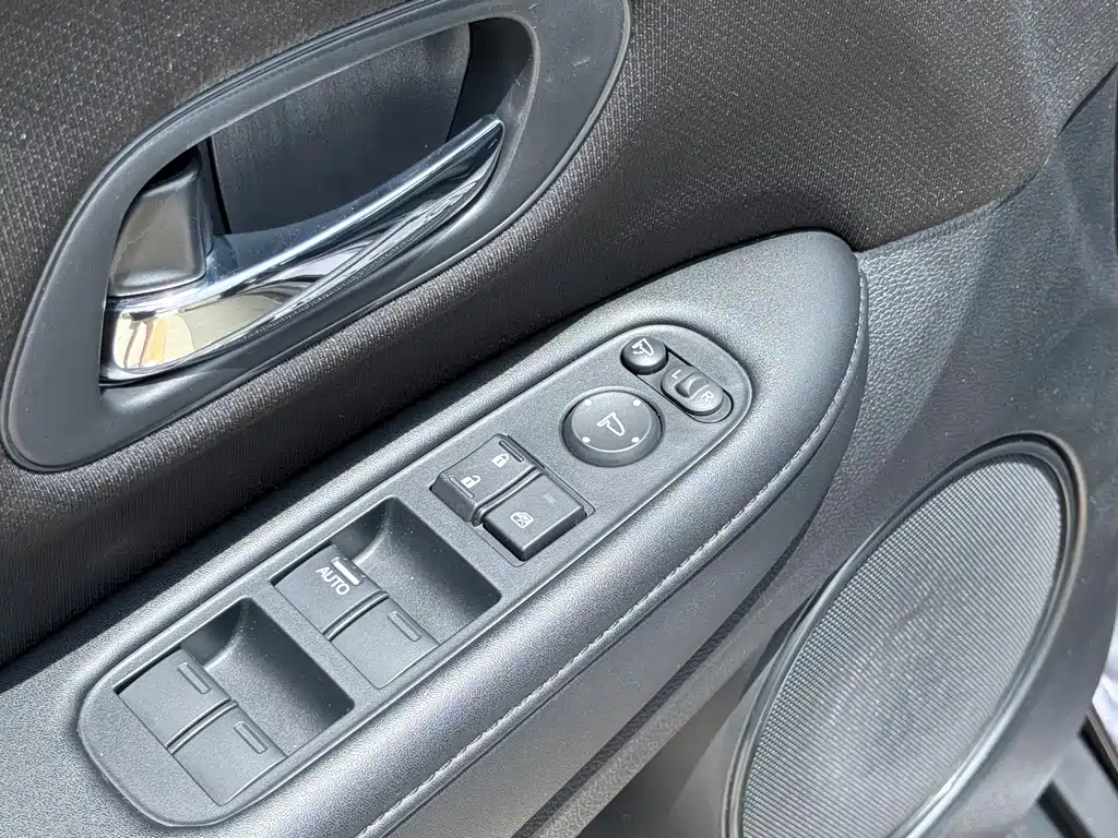 Honda Vezel 2018 — фото 18