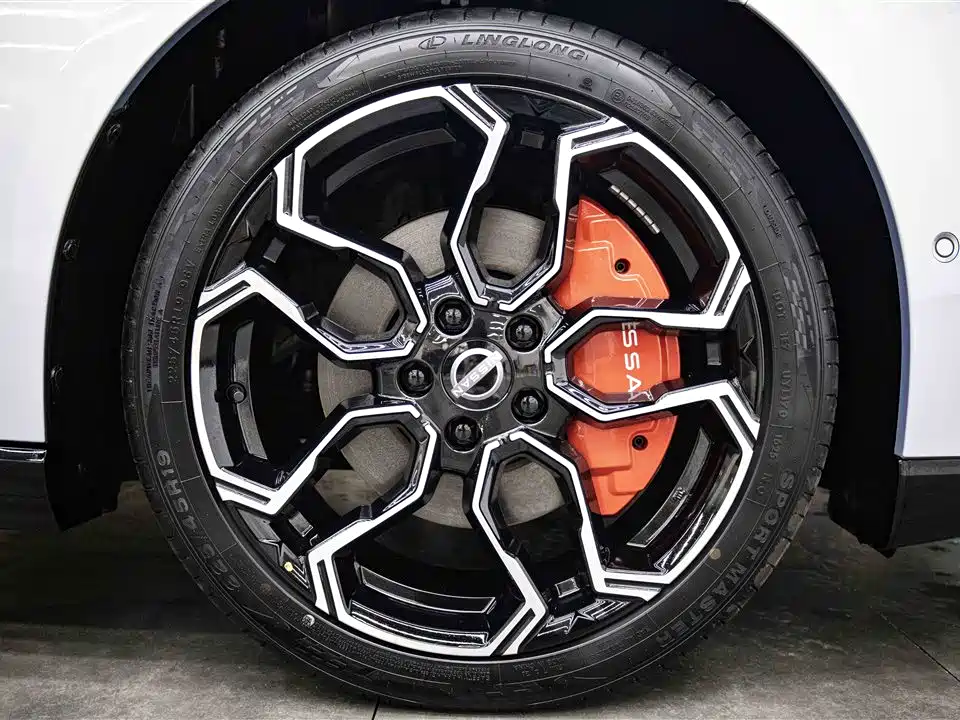 Nissan N7 2025 — фото 11