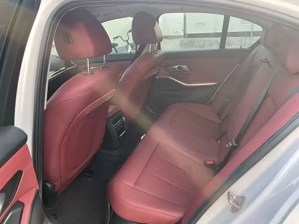 BMW 3 Series 2023