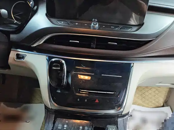 Buick GL8 2022