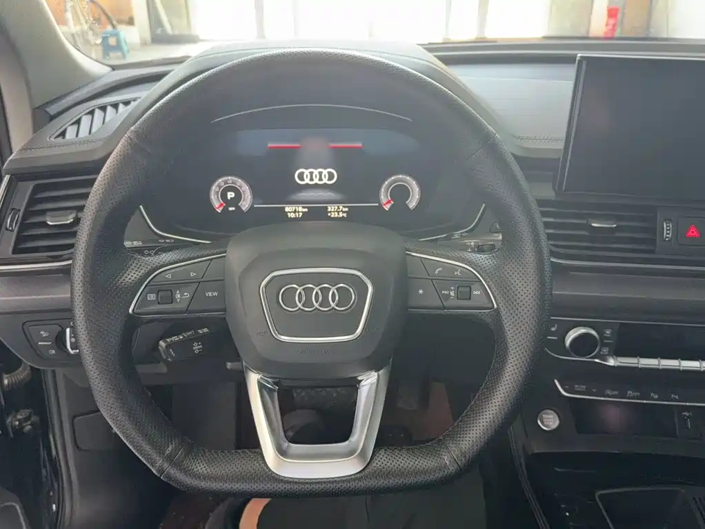 Audi Q5L 2022 — фото 3