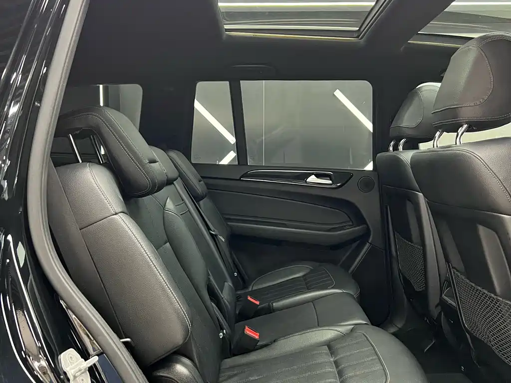 Mercedes-Benz GLS 2016 — фото 17