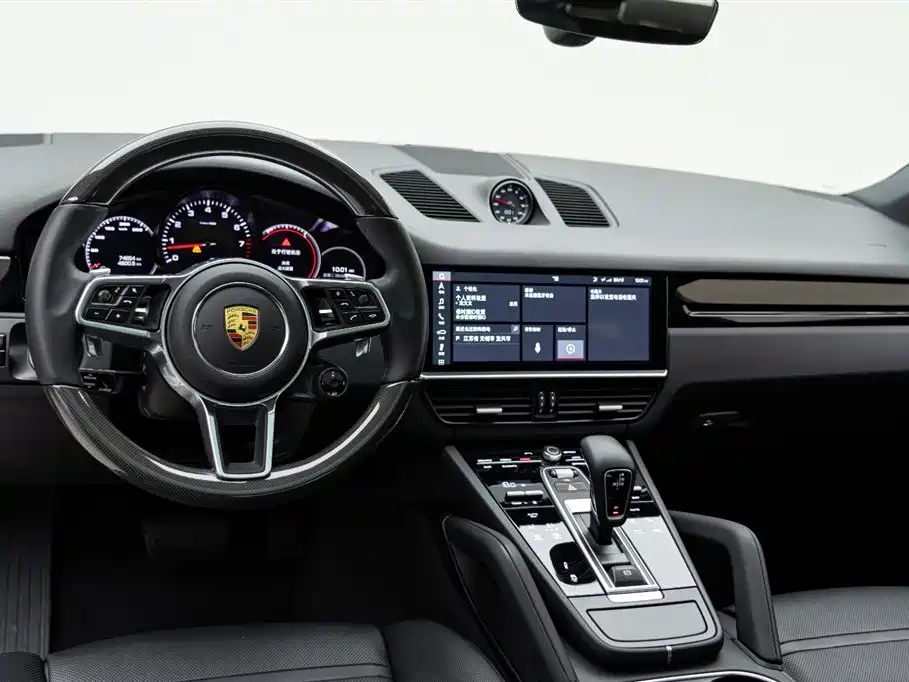 Porsche Cayenne 2019 — фото 12