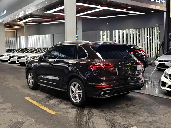 Porsche Cayenne 2015