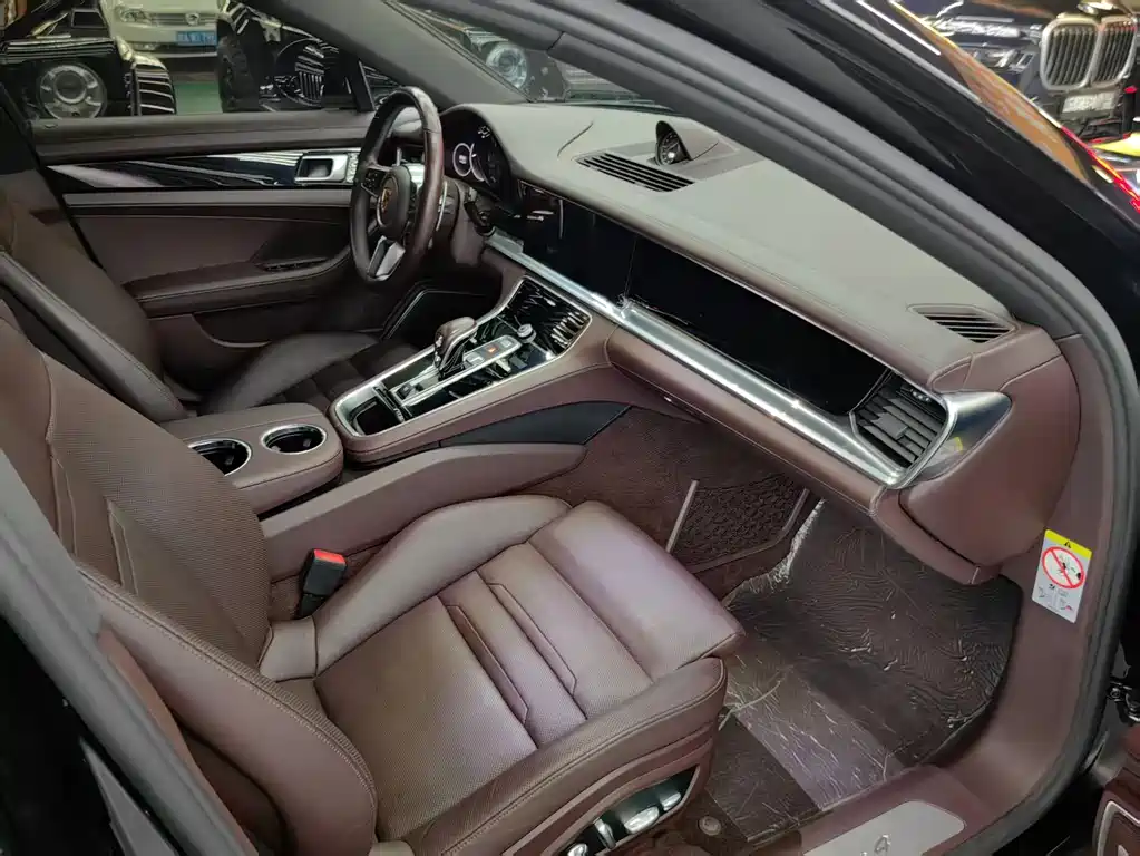 Porsche Panamera Hybrid 2018 — фото 4