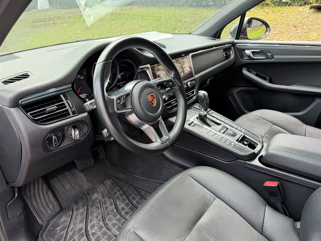 Porsche Macan 2019 — фото 7