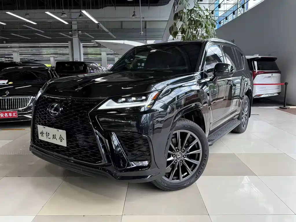 Lexus LX 2026 — фото 1