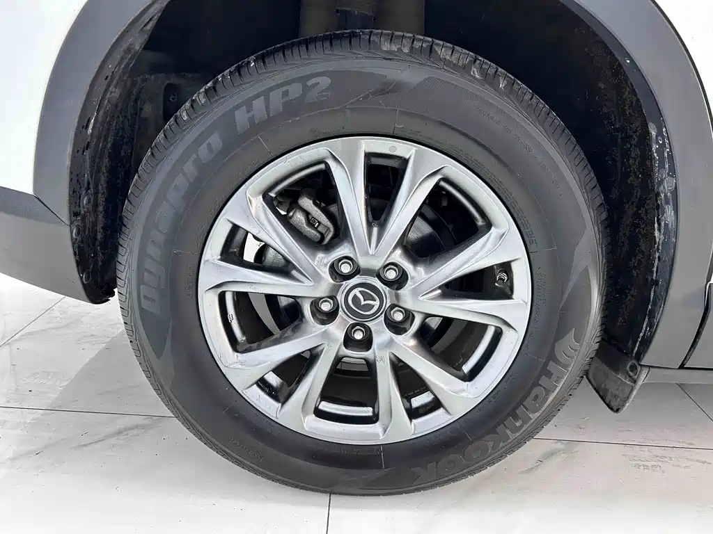 Mazda CX-4 2019 — фото 10