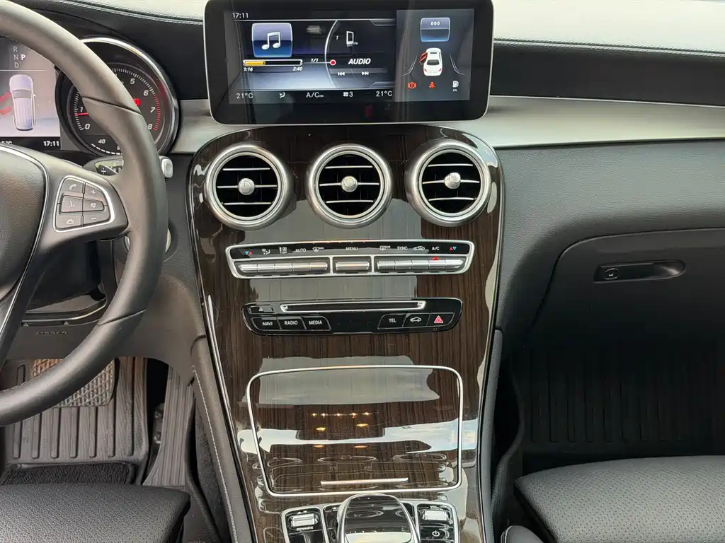 Mercedes-Benz GLC 2019 — фото 14