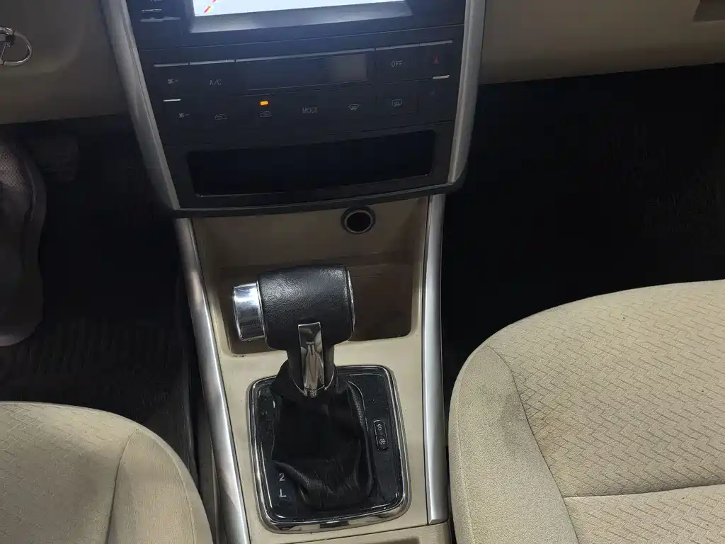 BAIC E-Series 2013 — фото 10