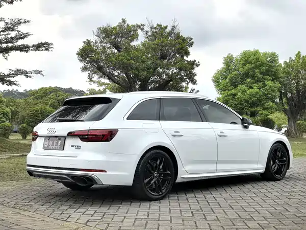 Audi A4 2020