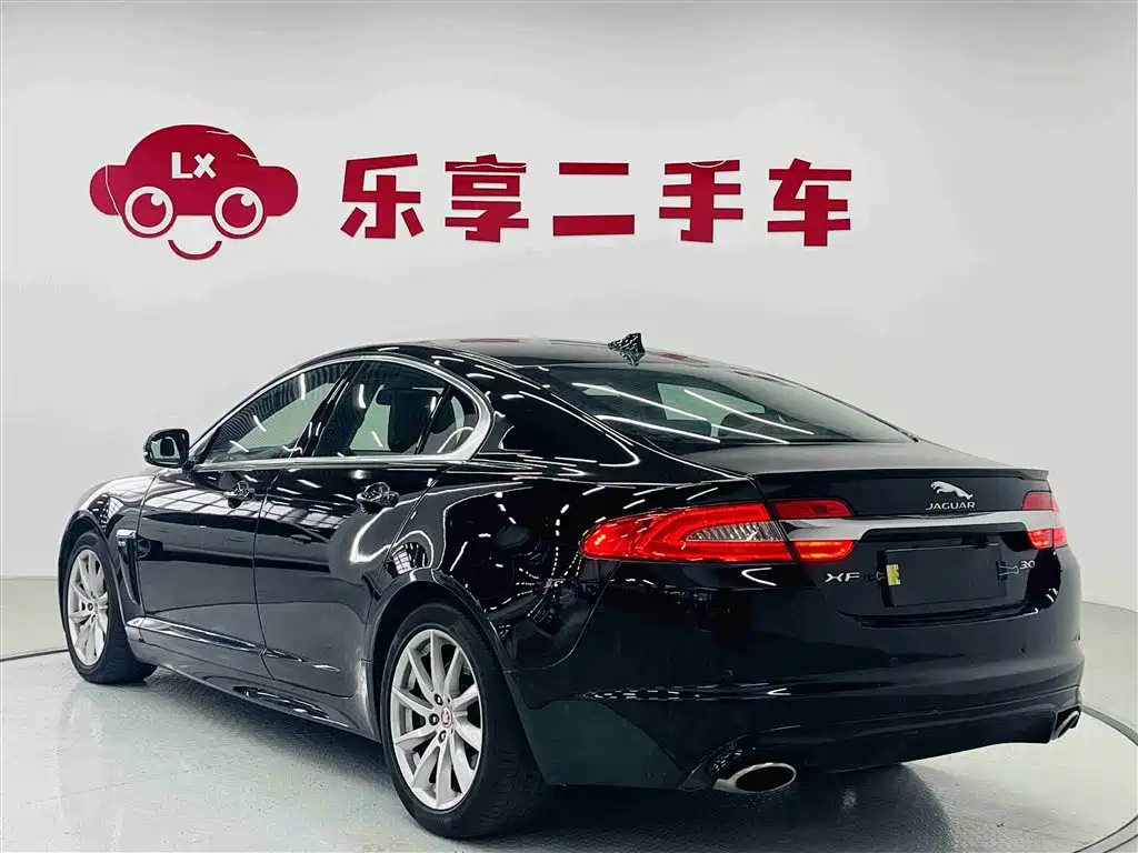 Jaguar XF 2014 — фото 7