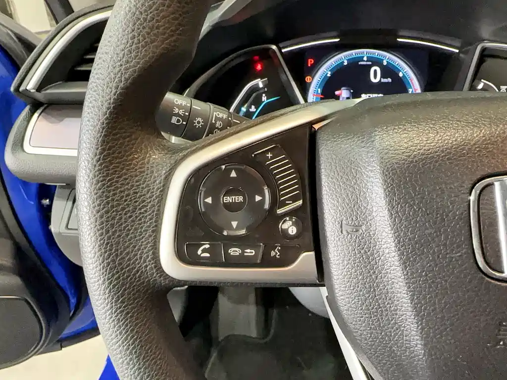 Honda Civic 2019 — фото 13