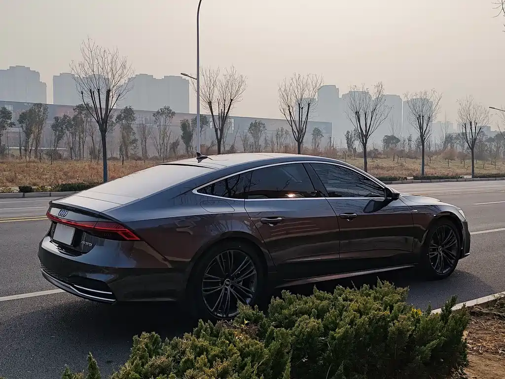 Audi A7 2023 — фото 29