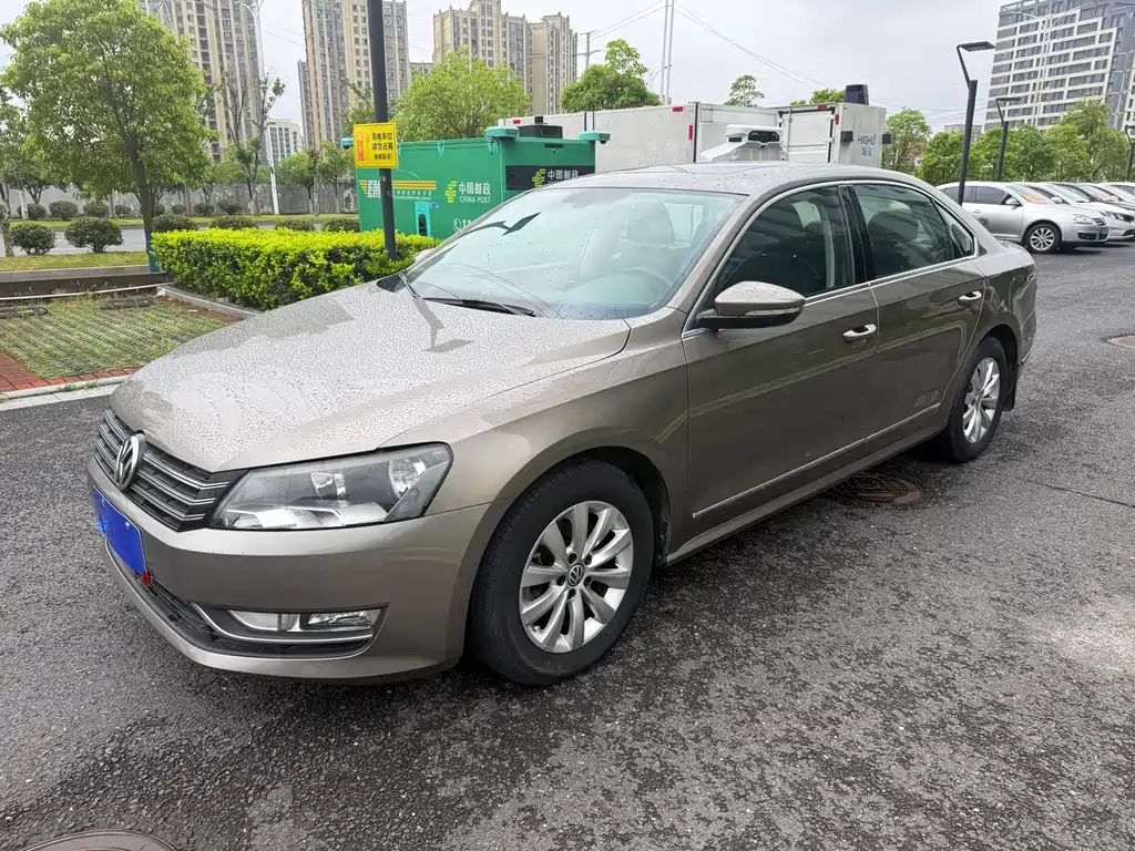 Volkswagen Passat 2015 — фото 1
