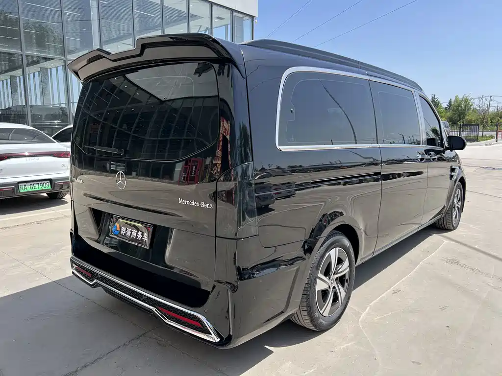 Mercedes-Benz Vito 2025 — фото 12