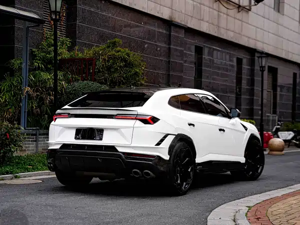 Lamborghini Urus 2023