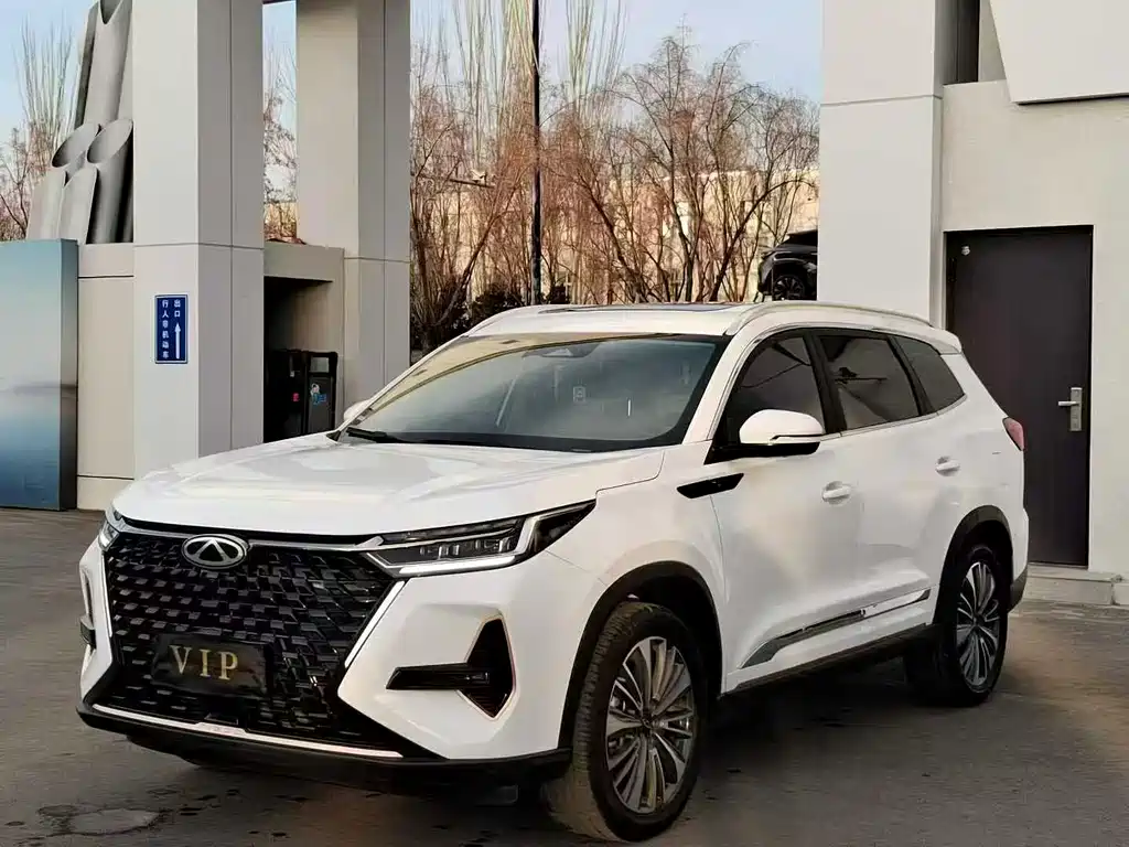 Chery Tiggo 8 PRO 2023 — фото 1