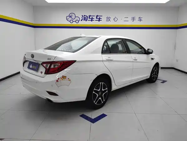 BYD G5 2016