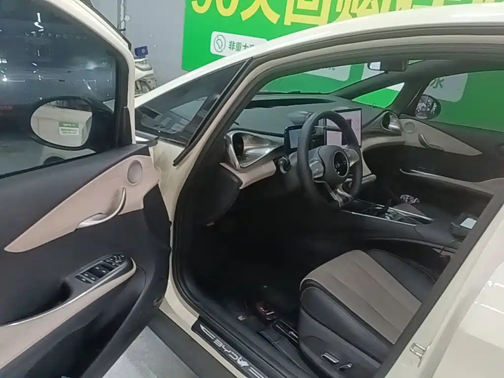 BYD Dolphin 2023 — фото 16