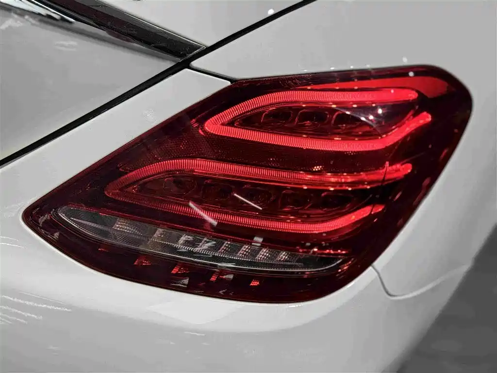 Mercedes-Benz C-Class 2015 — фото 19