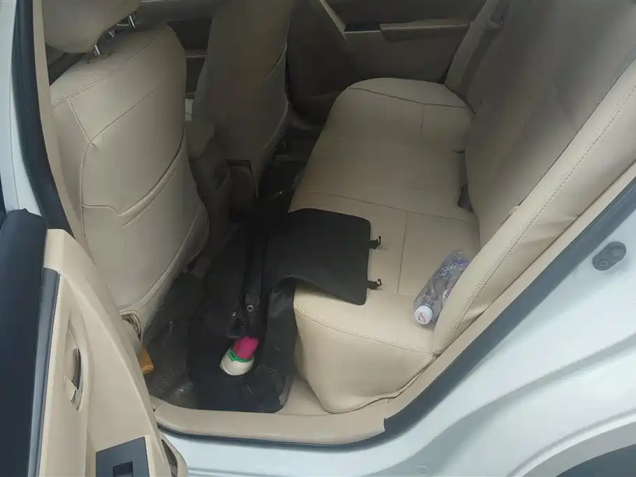 Toyota Corolla 2015 — фото 11