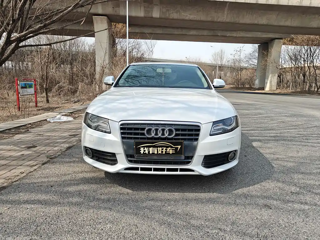 Audi A4L 2011