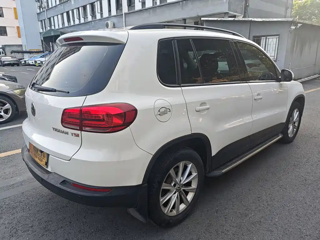 Volkswagen Tiguan 2015 — фото 5