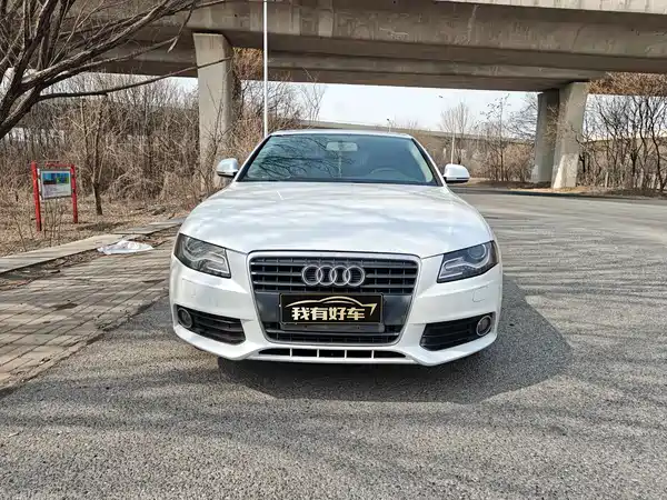 Audi A4L 2011