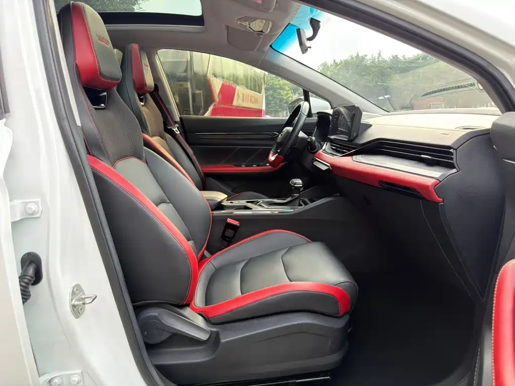 Geely Emgrand S 2022 — фото 15