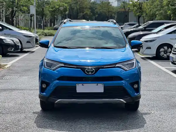 Toyota RAV4 2017