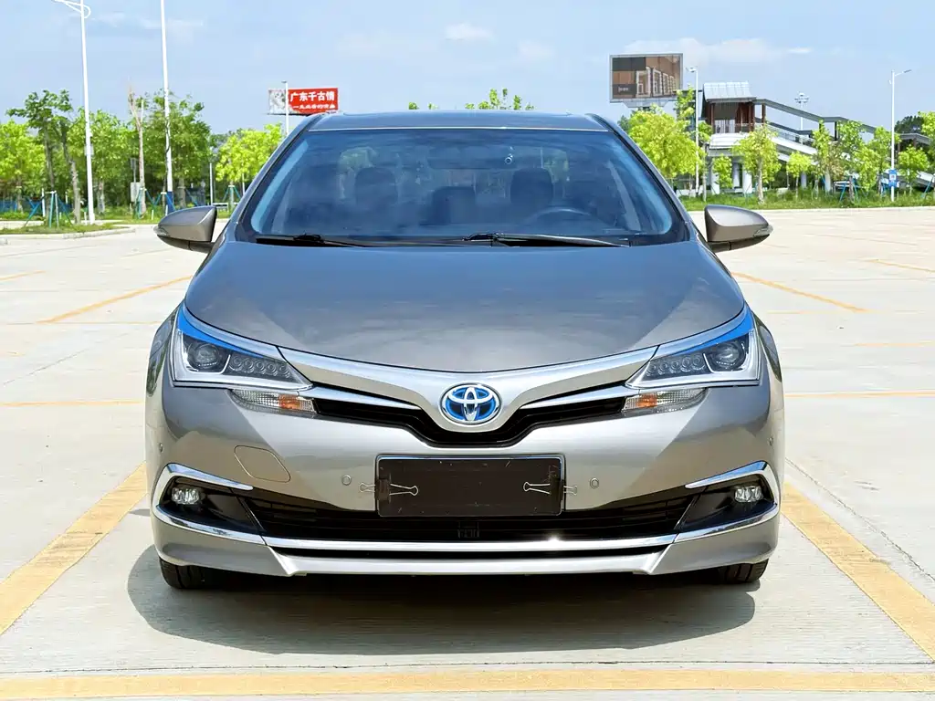 Toyota Corolla 2019 — фото 2